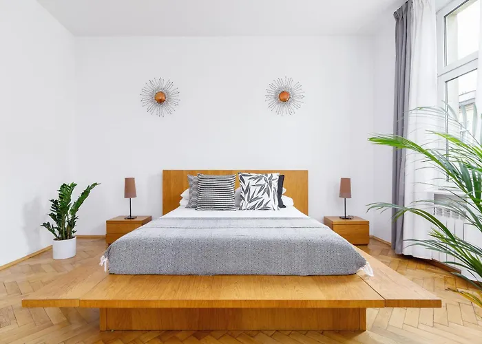 Two Bedroom Apartment - Dietla 51 Street
